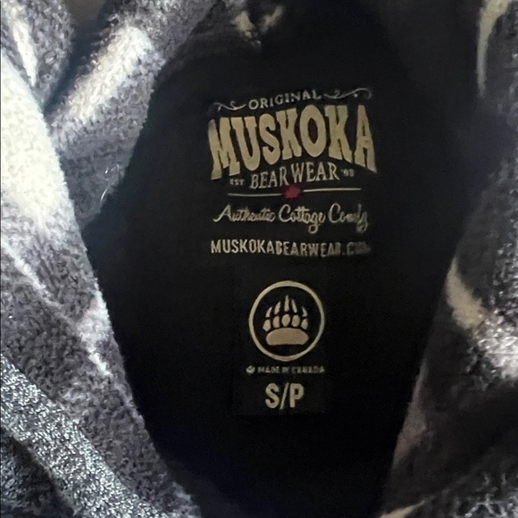 Muskoka Bear Wear - Picture 4 of 7